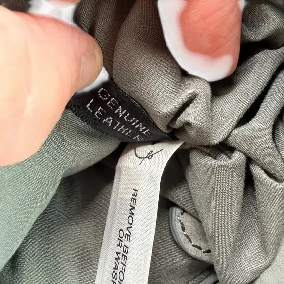 Ann Taylor LOFT Gray Leather Drawstring Shoulder Bag Tassel Slouchy Tote - Picture 12 of 13